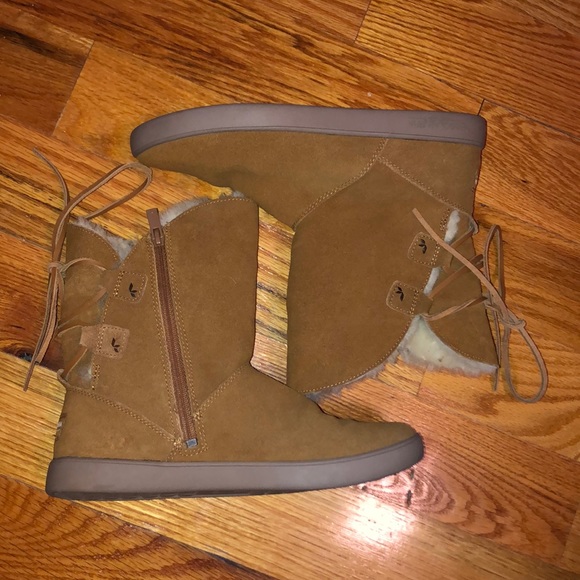 NWOT ❣️ Koolaburra by UGG - Shazi Short Boots - Picture 5 of 8